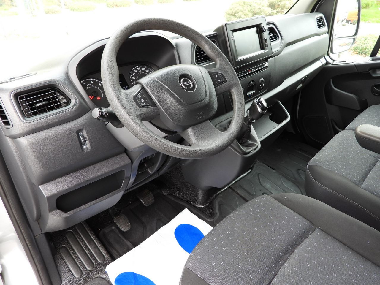 OPEL MOVANO BOX DELIVERY VAN 7 SEATS CRUISE CONTROL LED LIGHTS AIR CONDITIONING 180HP - Kaubik: pilt 2 OPEL MOVANO BOX DELIVERY VAN 7 SEATS CRUISE CONTROL LED LIGHTS AIR CONDITIONING 180HP - Kaubik: pilt 2