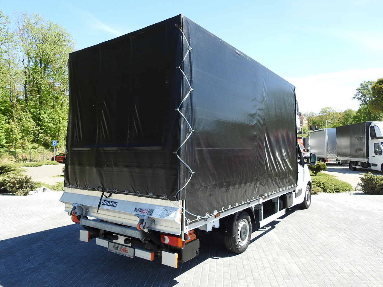 OPEL MOVANO TARPAULIN LIFT 9 PALLETS WEBASTO CRUISE CONTROL LED LIGHTS PNEUMATICS AIR CONDITIONING 160HP - Tent tarbesõiduk: pilt 3 OPEL MOVANO TARPAULIN LIFT 9 PALLETS WEBASTO CRUISE CONTROL LED LIGHTS PNEUMATICS AIR CONDITIONING 160HP - Tent tarbesõiduk: pilt 3