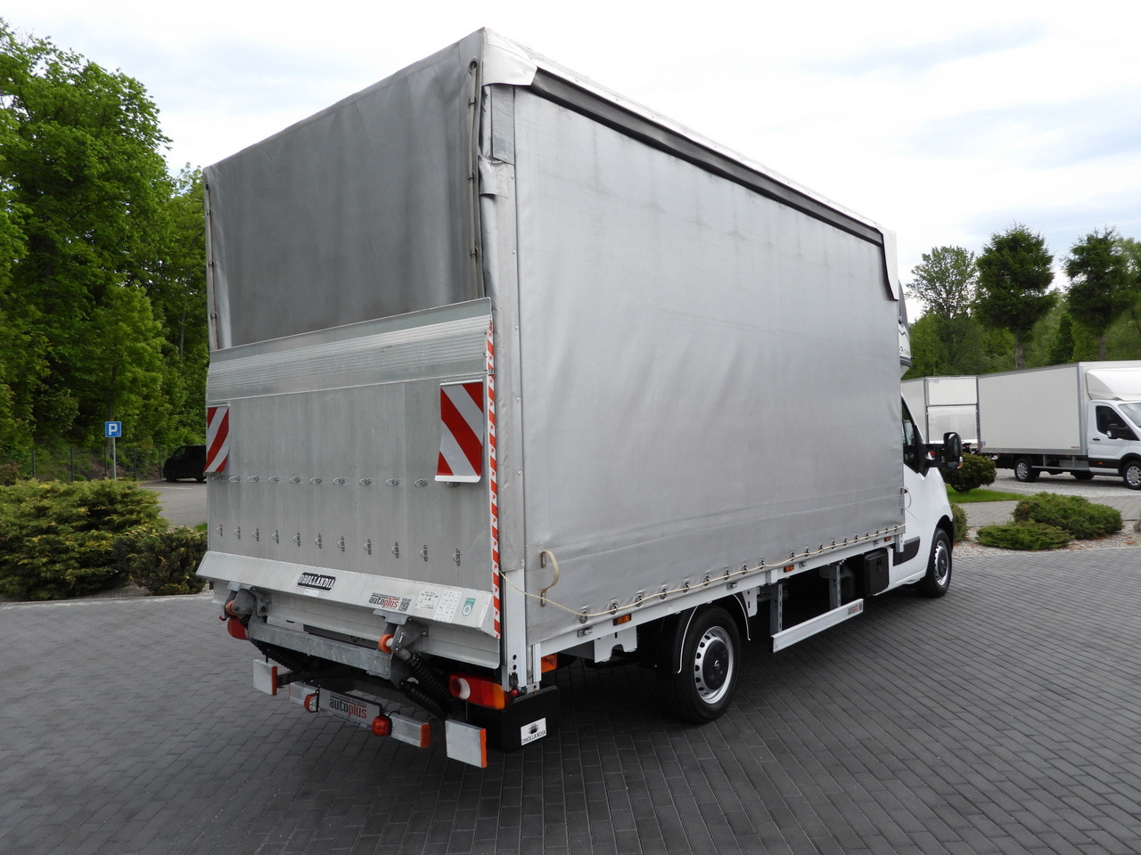 OPEL MOVANO TARPAULIN LIFT 9 PALLETS WEBASTO CRUISE CONTROL LED LIGHTS PNEUMATICS AIR CONDITIONING 165HP - Tent tarbesõiduk: pilt 3 OPEL MOVANO TARPAULIN LIFT 9 PALLETS WEBASTO CRUISE CONTROL LED LIGHTS PNEUMATICS AIR CONDITIONING 165HP - Tent tarbesõiduk: pilt 3