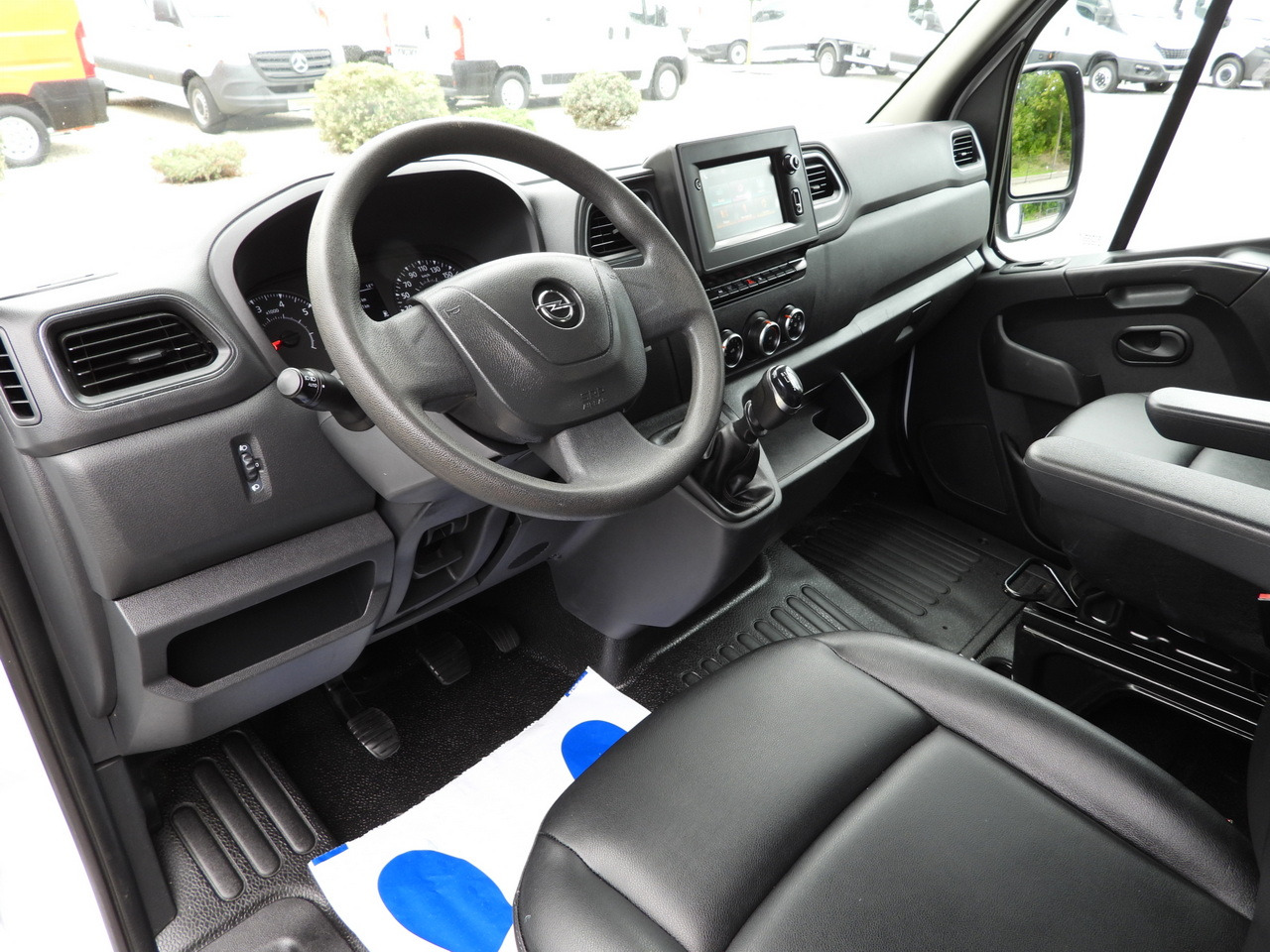 OPEL MOVANO TIPPER NAVIGATION LED LIGHTS TWIN WHEELS AIR CONDITIONING 145HP - Tarbesõiduk kallur: pilt 2 OPEL MOVANO TIPPER NAVIGATION LED LIGHTS TWIN WHEELS AIR CONDITIONING 145HP - Tarbesõiduk kallur: pilt 2