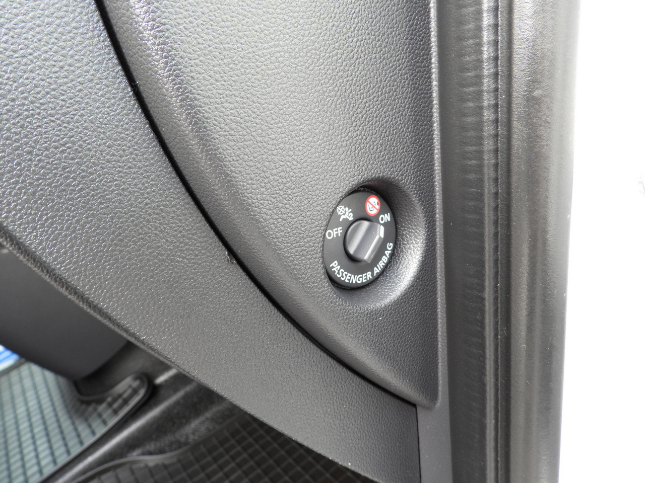 Kaubik OPEL MOVANO VAN AIR CONDITIONING LED LIGHTS 150HP: pilt 39 Kaubik OPEL MOVANO VAN AIR CONDITIONING LED LIGHTS 150HP: pilt 39