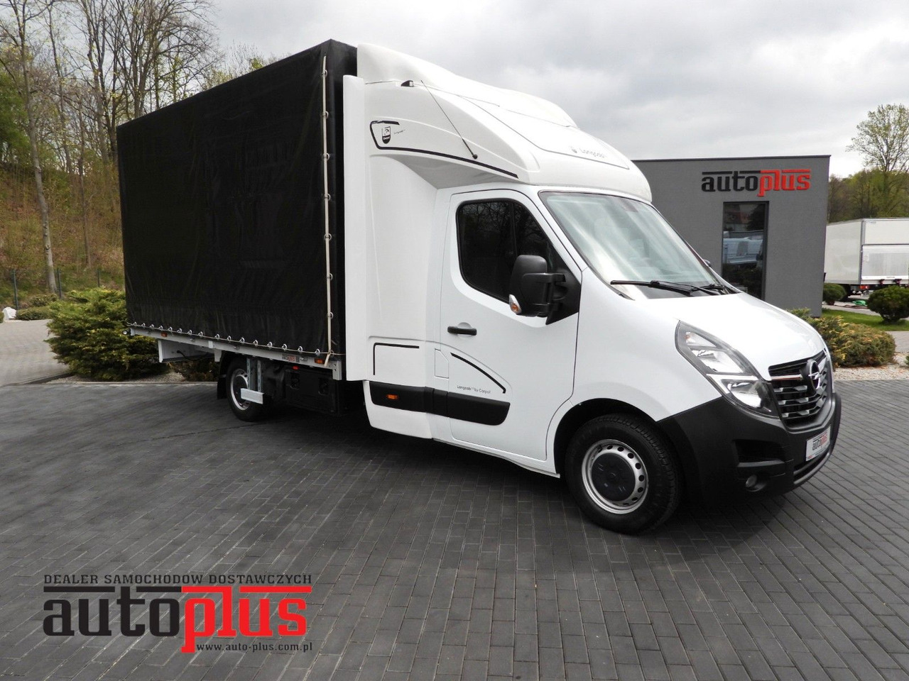 Opel MOVANO PRITSCHE PLANE 10 PALETTEN WEBASTO A/C - Tent tarbesõiduk, Meeskonnaauto: pilt 1 Opel MOVANO PRITSCHE PLANE 10 PALETTEN WEBASTO A/C - Tent tarbesõiduk, Meeskonnaauto: pilt 1