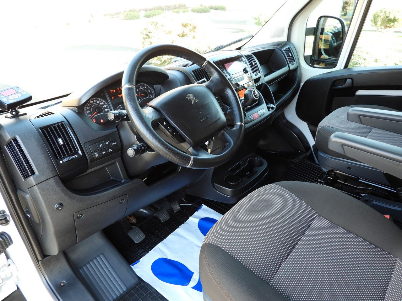 PEUGEOT BOXER REGRIGERATOR BOX 0*C 8 PALLETS CRUISE CONTROL LED LIGHTS AIR CONDITIONING 165HP - Tarbesõiduk külmik: pilt 2 PEUGEOT BOXER REGRIGERATOR BOX 0*C 8 PALLETS CRUISE CONTROL LED LIGHTS AIR CONDITIONING 165HP - Tarbesõiduk külmik: pilt 2