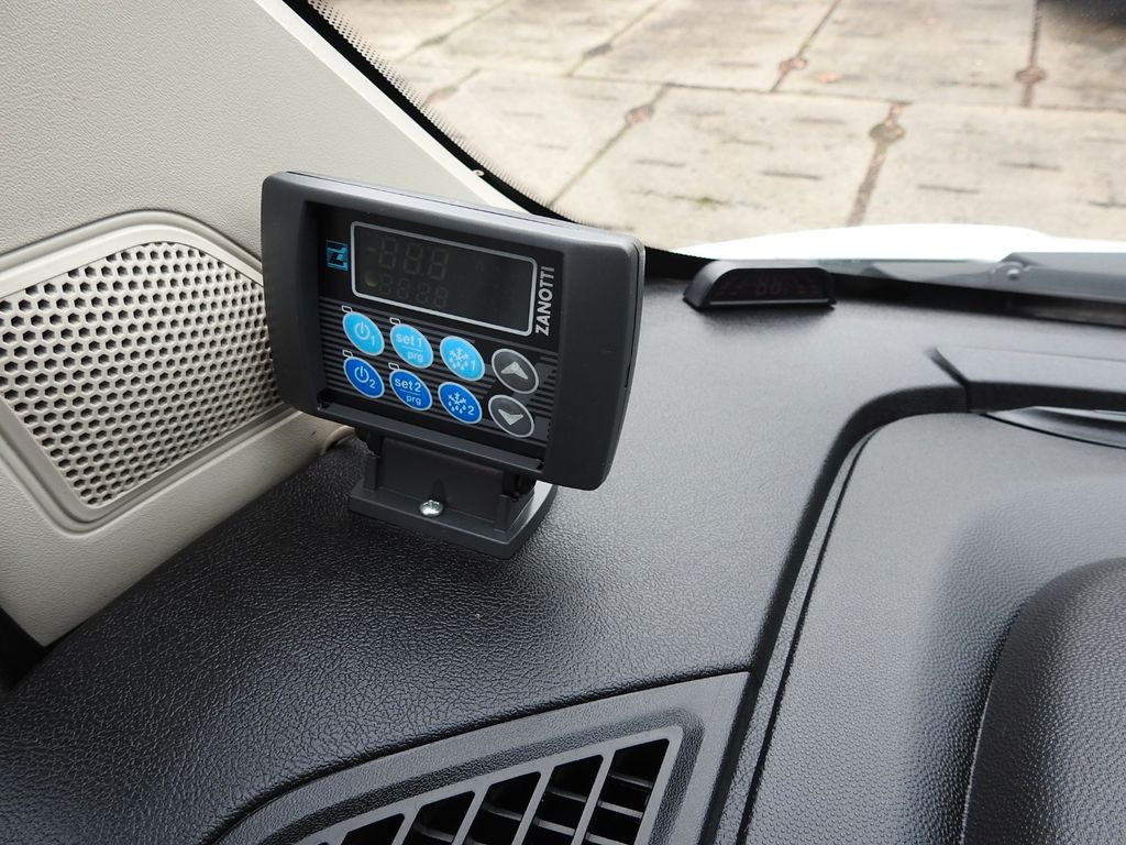 Peugeot BOXER KÜHLKASTENWAGEN -5*C ZWEI FÄCHER TEMPOMAT  liising Peugeot BOXER KÜHLKASTENWAGEN -5*C ZWEI FÄCHER TEMPOMAT: pilt 24