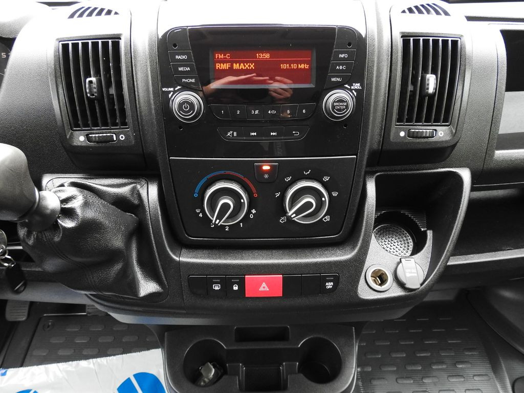 Peugeot BOXER KÜHLKASTENWAGEN -5*C ZWEI FÄCHER TEMPOMAT  liising Peugeot BOXER KÜHLKASTENWAGEN -5*C ZWEI FÄCHER TEMPOMAT: pilt 27