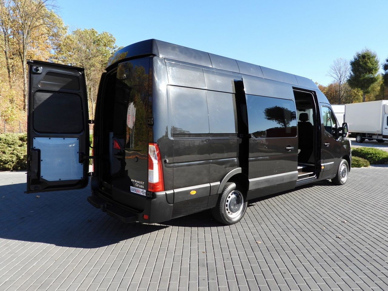 RENAULT MASTER BOX DELIVERY VAN 7 SEATS CRUISE CONTROL LED LIGHTS AIR CONDITIONING 165HP - Kaubik: pilt 3 RENAULT MASTER BOX DELIVERY VAN 7 SEATS CRUISE CONTROL LED LIGHTS AIR CONDITIONING 165HP - Kaubik: pilt 3