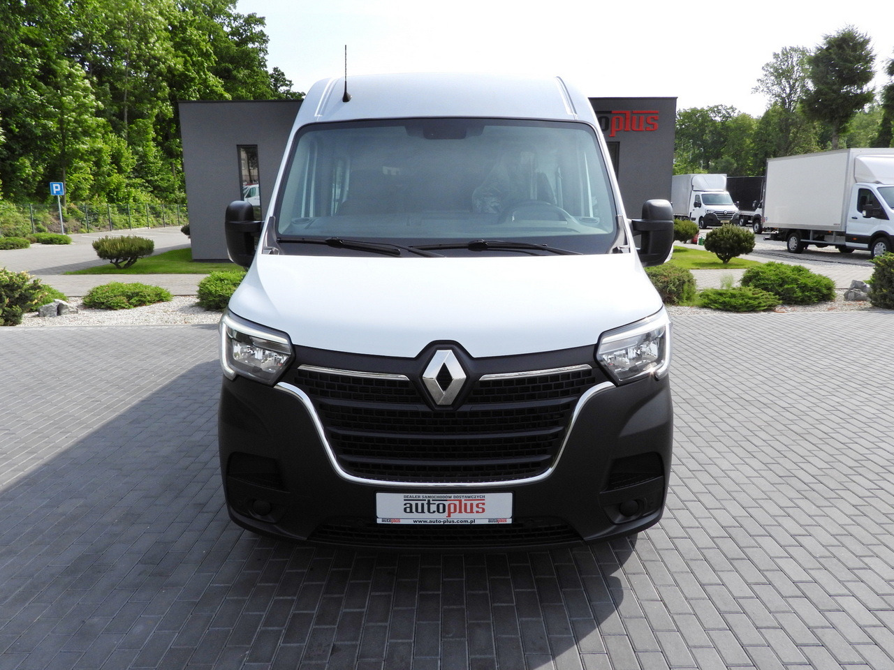 RENAULT MASTER BOX DELIVERY VAN 7 SEATS CRUISE CONTROL NAVIGATION LED LIGHTS AIR CONDITIONING 140HP - Kaubik: pilt 5 RENAULT MASTER BOX DELIVERY VAN 7 SEATS CRUISE CONTROL NAVIGATION LED LIGHTS AIR CONDITIONING 140HP - Kaubik: pilt 5