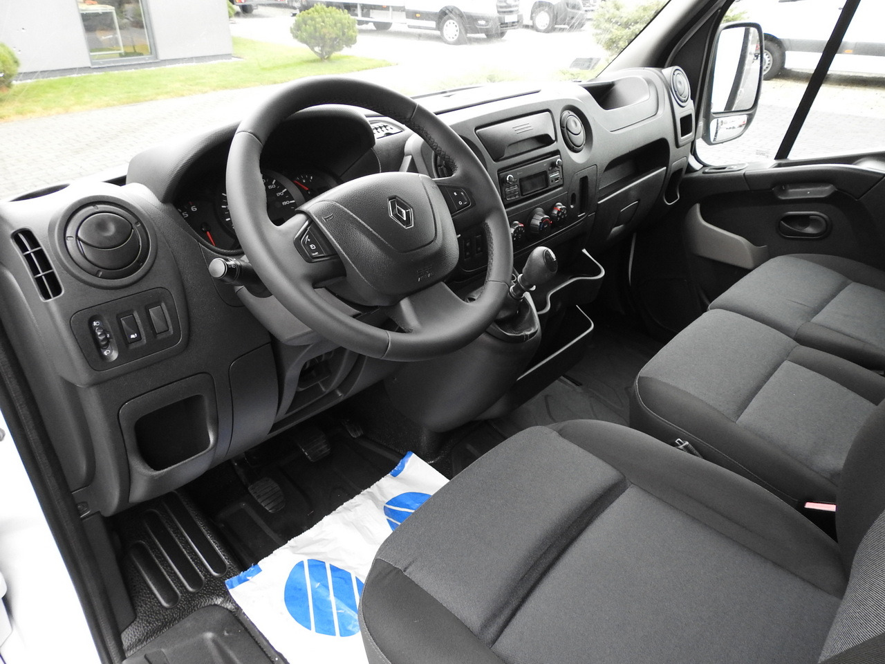 RENAULT MASTER TARPAULIN 10 PALLETS WEBASTO CRUISE CONTROL AIR CONDITIONING 170HP - Tent tarbesõiduk: pilt 2 RENAULT MASTER TARPAULIN 10 PALLETS WEBASTO CRUISE CONTROL AIR CONDITIONING 170HP - Tent tarbesõiduk: pilt 2