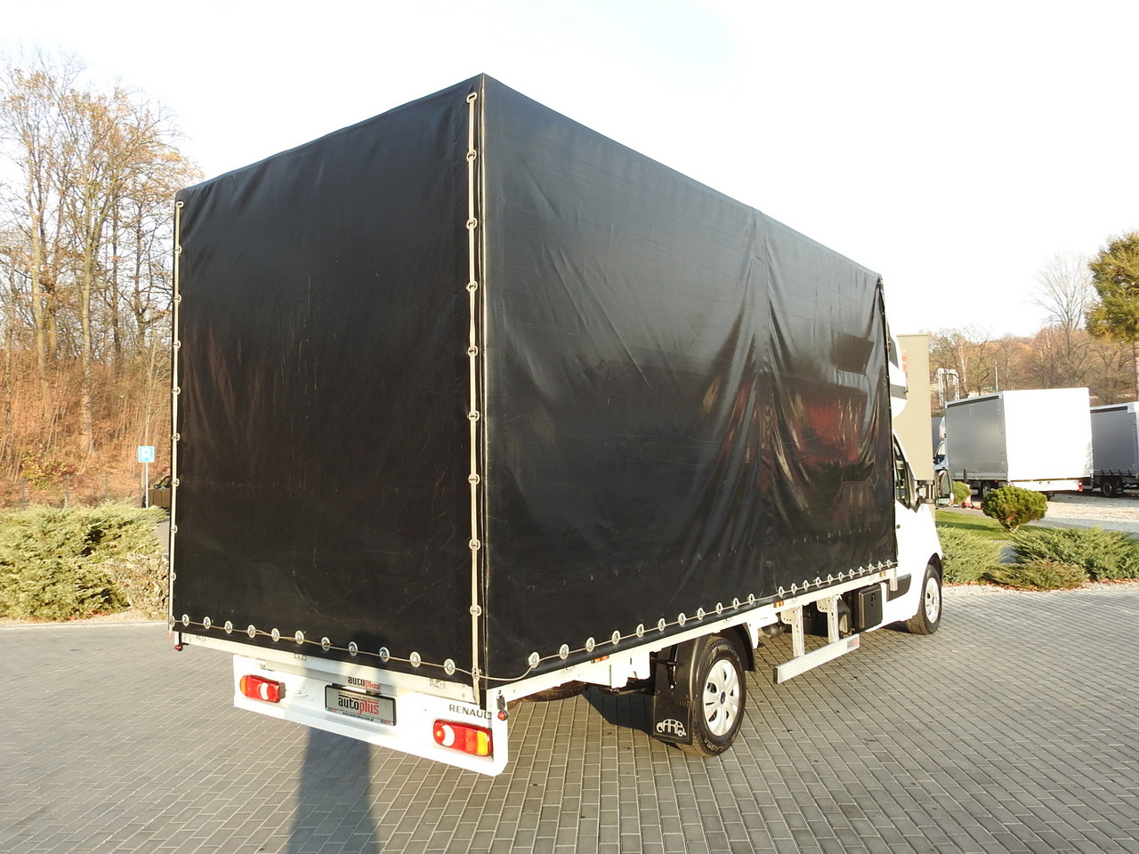 RENAULT MASTER TARPAULIN 10 PALLETS WEBASTO CRUISE CONTROL AIR CONDITIONING PNEUMATICS 170HP - Tent tarbesõiduk: pilt 3 RENAULT MASTER TARPAULIN 10 PALLETS WEBASTO CRUISE CONTROL AIR CONDITIONING PNEUMATICS 170HP - Tent tarbesõiduk: pilt 3