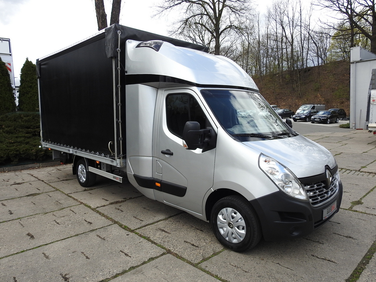 RENAULT MASTER TARPAULIN 8 PALLETS WEBASTO CRUISE CONTROL NAVIGATION AIR CONDITIONING PNEUMATICS 170HP - Tent tarbesõiduk: pilt 4 RENAULT MASTER TARPAULIN 8 PALLETS WEBASTO CRUISE CONTROL NAVIGATION AIR CONDITIONING PNEUMATICS 170HP - Tent tarbesõiduk: pilt 4