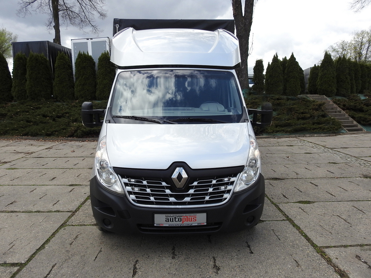 RENAULT MASTER TARPAULIN 8 PALLETS WEBASTO CRUISE CONTROL NAVIGATION AIR CONDITIONING PNEUMATICS 170HP - Tent tarbesõiduk: pilt 5 RENAULT MASTER TARPAULIN 8 PALLETS WEBASTO CRUISE CONTROL NAVIGATION AIR CONDITIONING PNEUMATICS 170HP - Tent tarbesõiduk: pilt 5