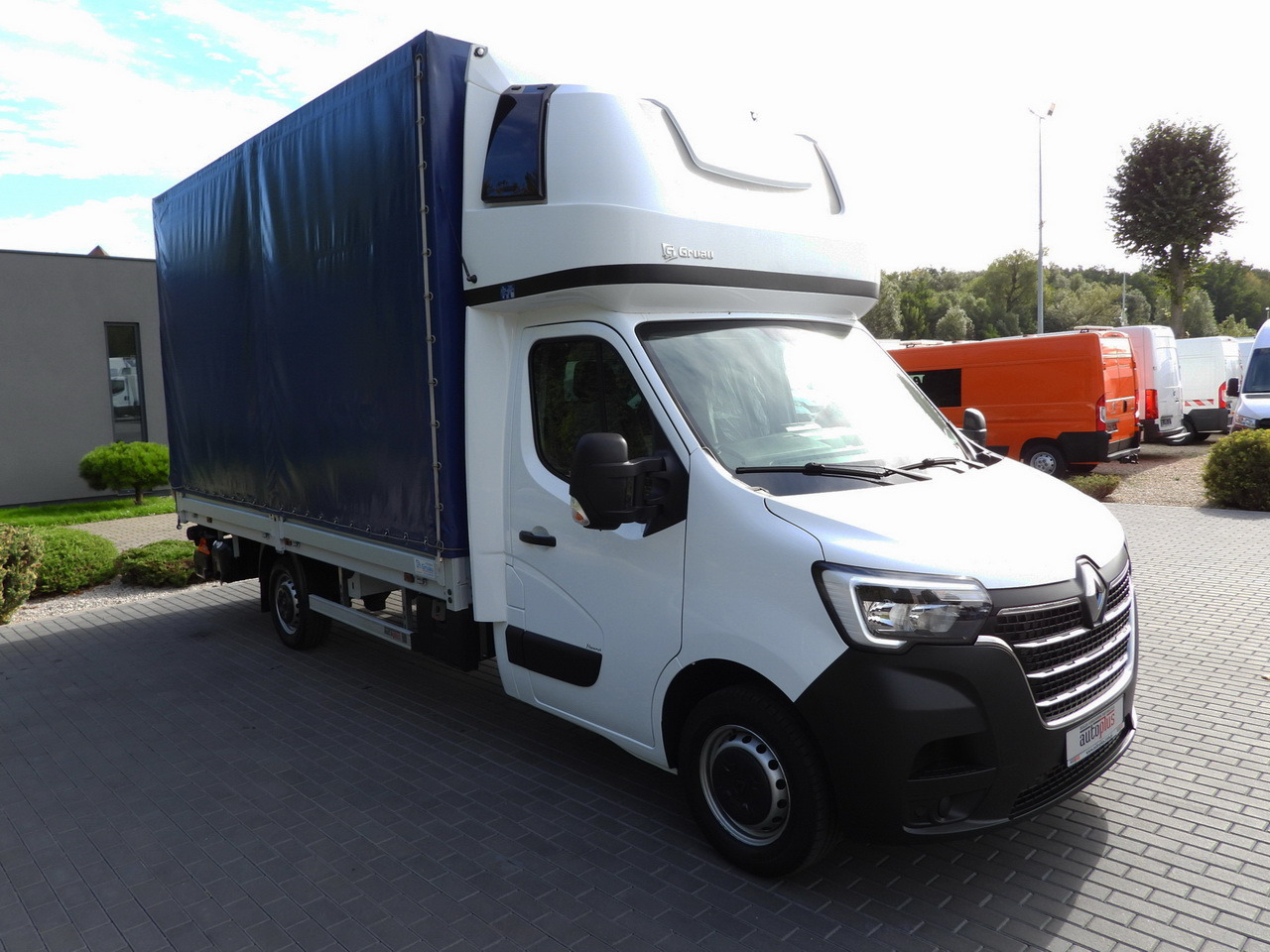 RENAULT MASTER TARPAULIN LIFT 9 PALLETS WEBASTO CRUISE CONTROL LED LIGHTS PNEUMATICS AIR CONDITIONING 165HP - Tent tarbesõiduk: pilt 4 RENAULT MASTER TARPAULIN LIFT 9 PALLETS WEBASTO CRUISE CONTROL LED LIGHTS PNEUMATICS AIR CONDITIONING 165HP - Tent tarbesõiduk: pilt 4