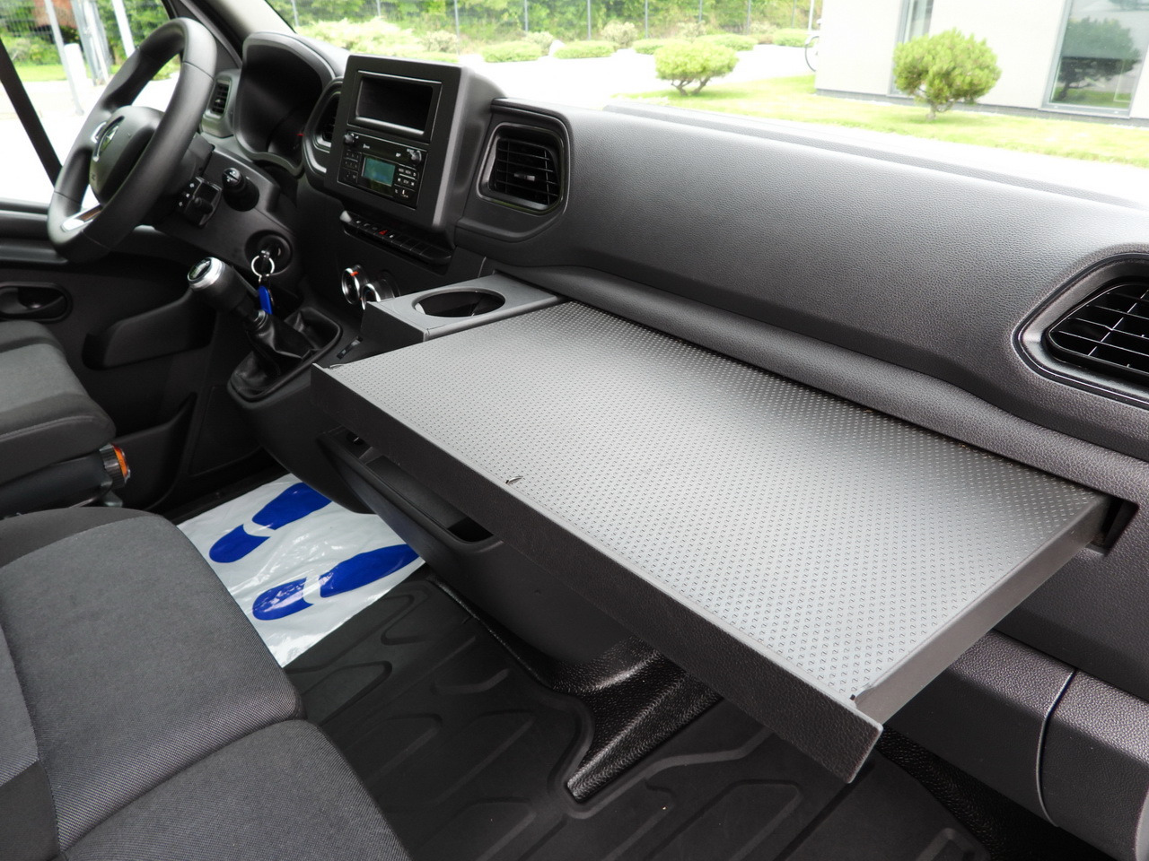RENAULT MASTER TARPAULIN LIFT 9 PALLETS WEBASTO CRUISE CONTROL LED LIGHTS PNEUMATICS AIR CONDITIONING  165HP liising RENAULT MASTER TARPAULIN LIFT 9 PALLETS WEBASTO CRUISE CONTROL LED LIGHTS PNEUMATICS AIR CONDITIONING  165HP: pilt 44
