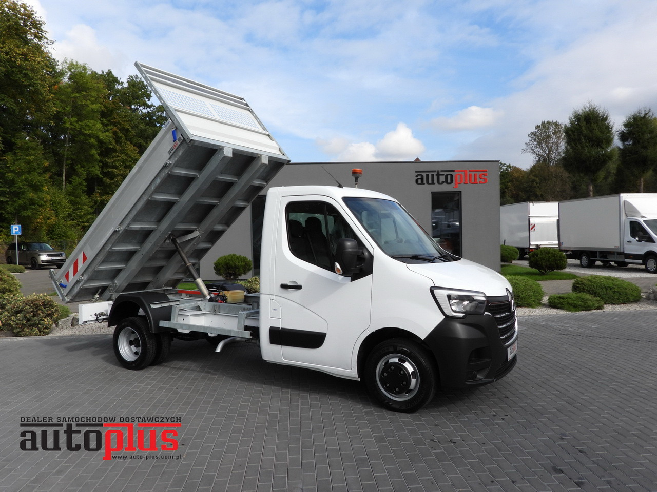RENAULT MASTER TIPPER CRUISE CONTROL LED LIGHTS TWIN WHEELS AIR CONDITIONING 130HP - Tarbesõiduk kallur: pilt 1 RENAULT MASTER TIPPER CRUISE CONTROL LED LIGHTS TWIN WHEELS AIR CONDITIONING 130HP - Tarbesõiduk kallur: pilt 1