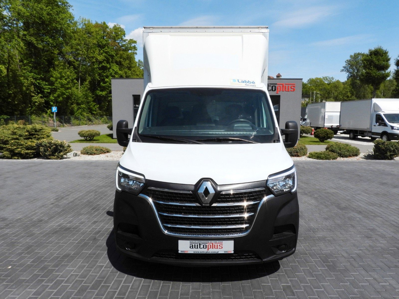 Renault MASTER KOFFER AUFZUG 8 PALETTEN TEMPOMAT NAVI - Tarbesõiduk furgoon: pilt 5 Renault MASTER KOFFER AUFZUG 8 PALETTEN TEMPOMAT NAVI - Tarbesõiduk furgoon: pilt 5