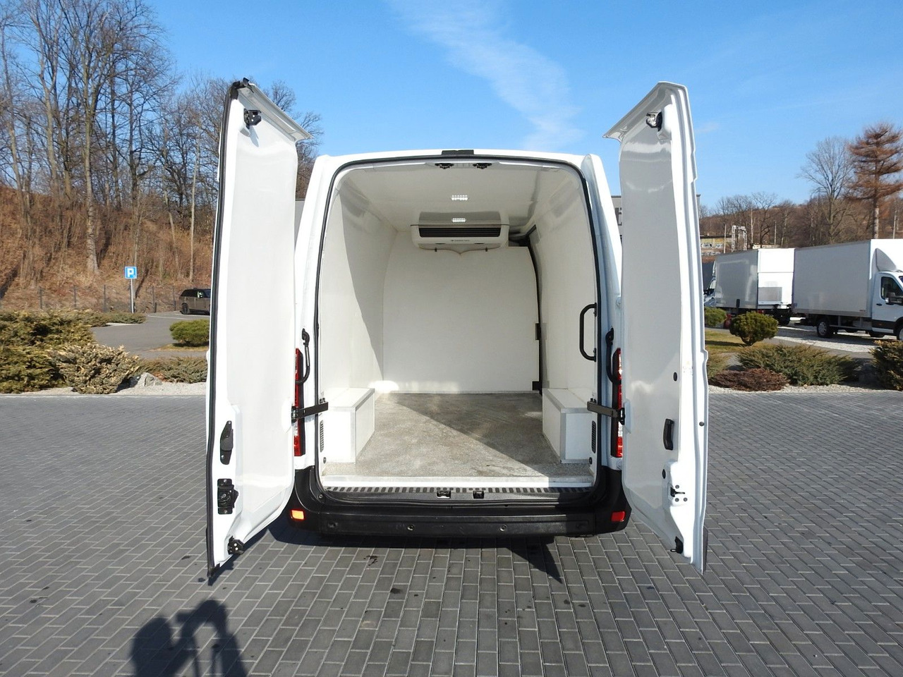 Renault MASTER  KÜHLKASTENWAGEN 0*C LED LICHTER  A/C Renault MASTER  KÜHLKASTENWAGEN 0*C LED LICHTER  A/C liising Renault MASTER  KÜHLKASTENWAGEN 0*C LED LICHTER  A/C Renault MASTER  KÜHLKASTENWAGEN 0*C LED LICHTER  A/C: pilt 12