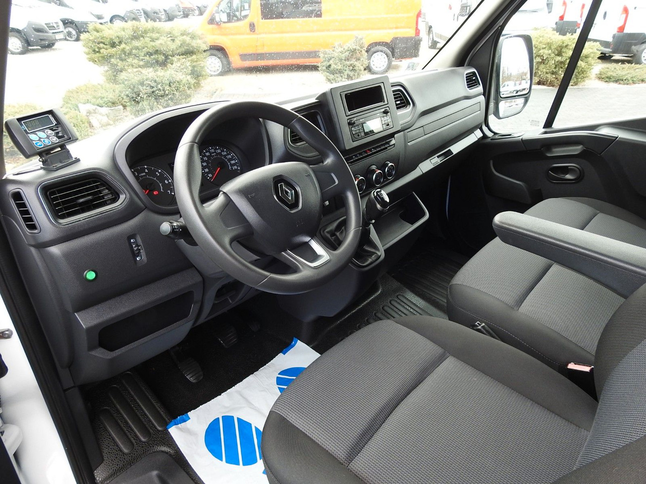 Renault MASTER KÜHLKOFFER 0*C LED LICHTER KLIMAANLAGE - Tarbesõiduk külmik: pilt 2 Renault MASTER KÜHLKOFFER 0*C LED LICHTER KLIMAANLAGE - Tarbesõiduk külmik: pilt 2