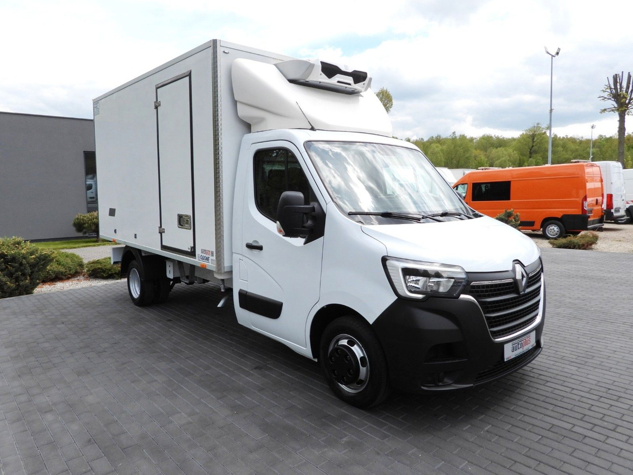 Renault MASTER KÜHLKOFFER -10*C TEMPOMAT LED LICHTER - Tarbesõiduk külmik: pilt 4 Renault MASTER KÜHLKOFFER -10*C TEMPOMAT LED LICHTER - Tarbesõiduk külmik: pilt 4