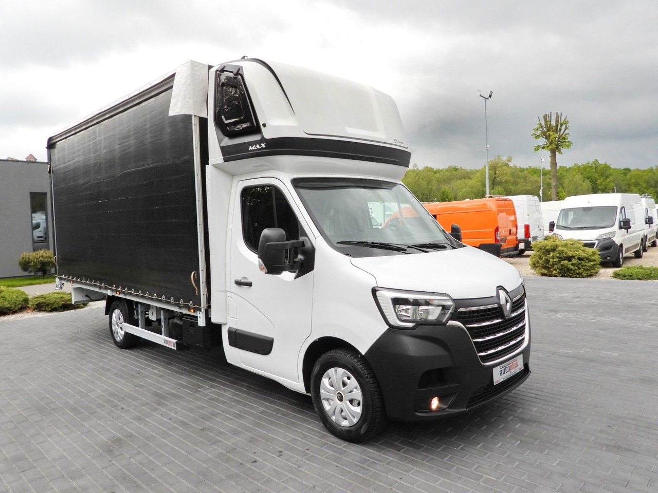 Renault MASTER PLANDEKA 10 PALET WEBASTO TEMPOMAT A/C - Tent tarbesõiduk: pilt 4 Renault MASTER PLANDEKA 10 PALET WEBASTO TEMPOMAT A/C - Tent tarbesõiduk: pilt 4