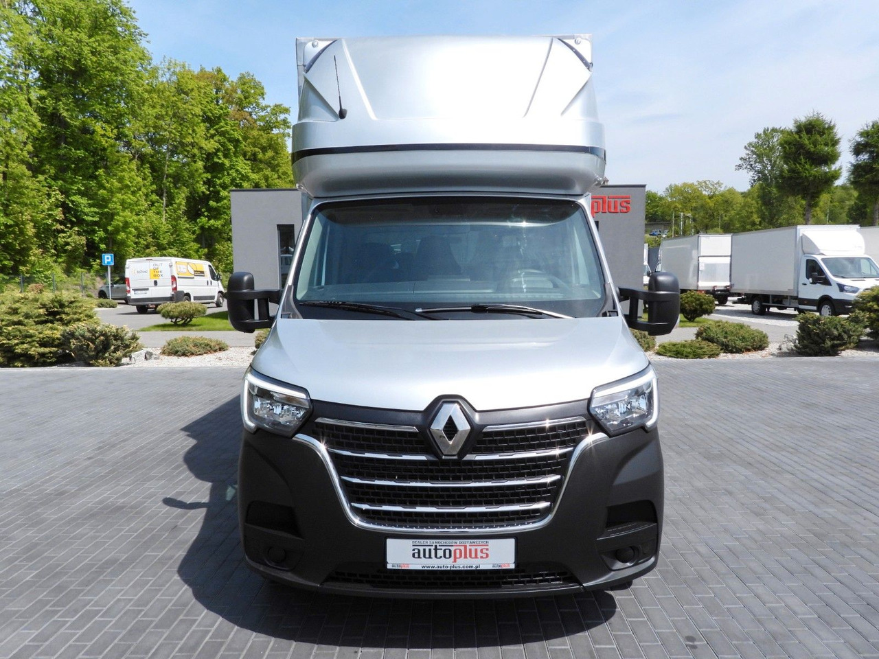Renault MASTER PRITSCHE PLANE 10 PALETTEN WEBASTO A/C - Tent tarbesõiduk: pilt 5 Renault MASTER PRITSCHE PLANE 10 PALETTEN WEBASTO A/C - Tent tarbesõiduk: pilt 5