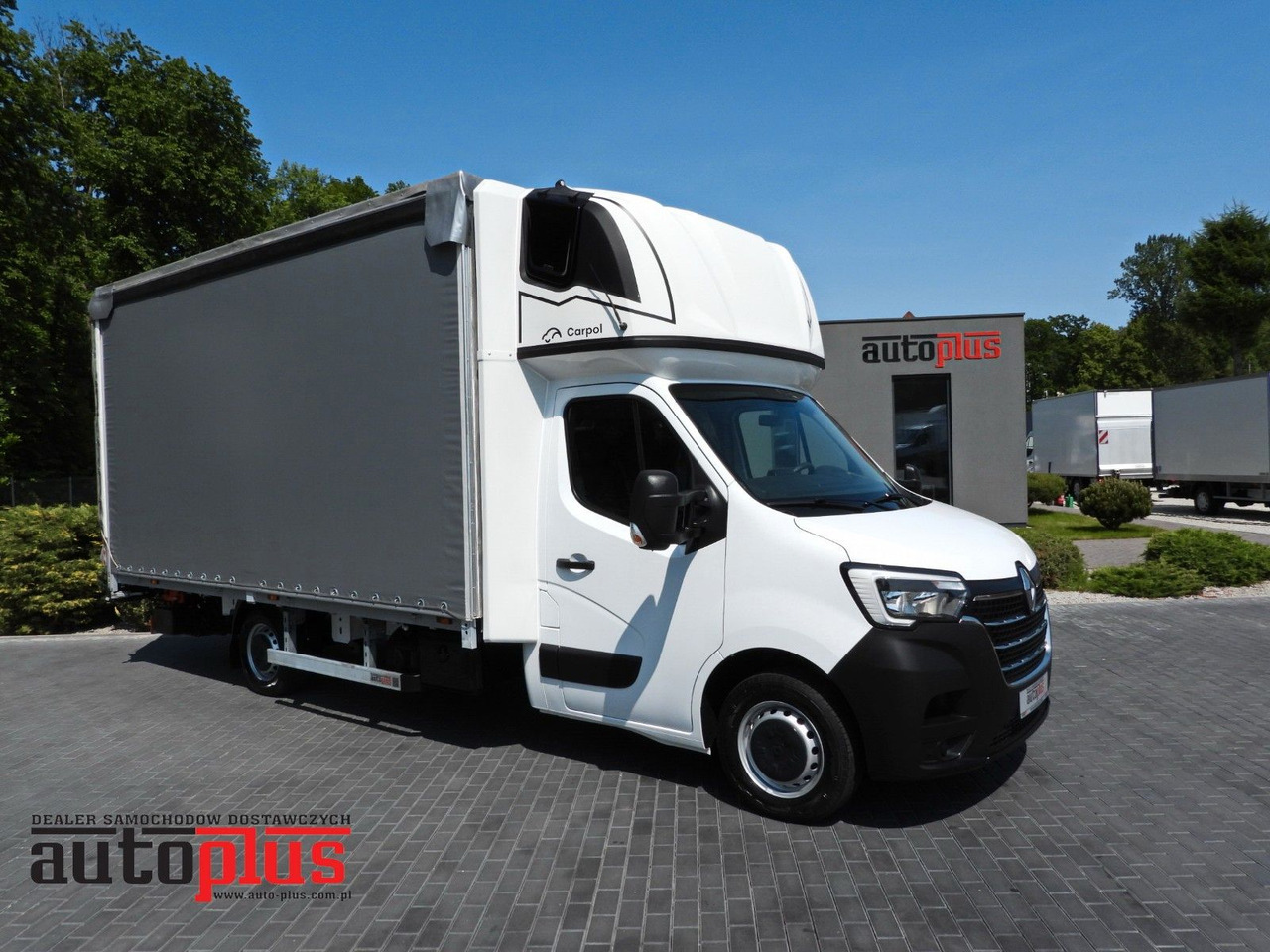 Renault MASTER PRITSCHE PLANE AUFZUG 10 PALETTEN WEBAST - Tent tarbesõiduk: pilt 1 Renault MASTER PRITSCHE PLANE AUFZUG 10 PALETTEN WEBAST - Tent tarbesõiduk: pilt 1