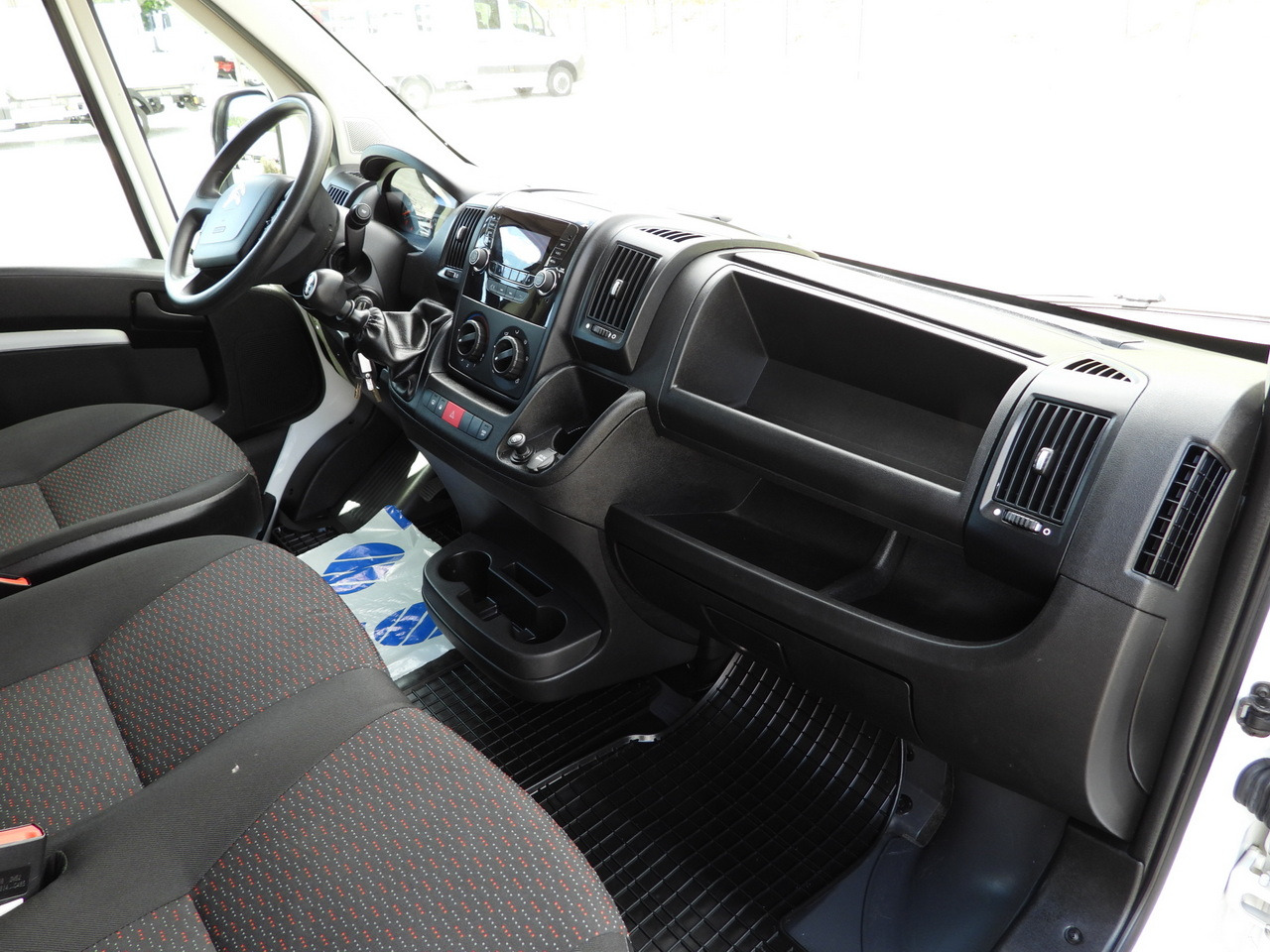 Tarbesõiduk CITROEN JUMPER BOX DELIVERY VAN 7 SEATS CRUISE CONTROL  120HP: pilt 37