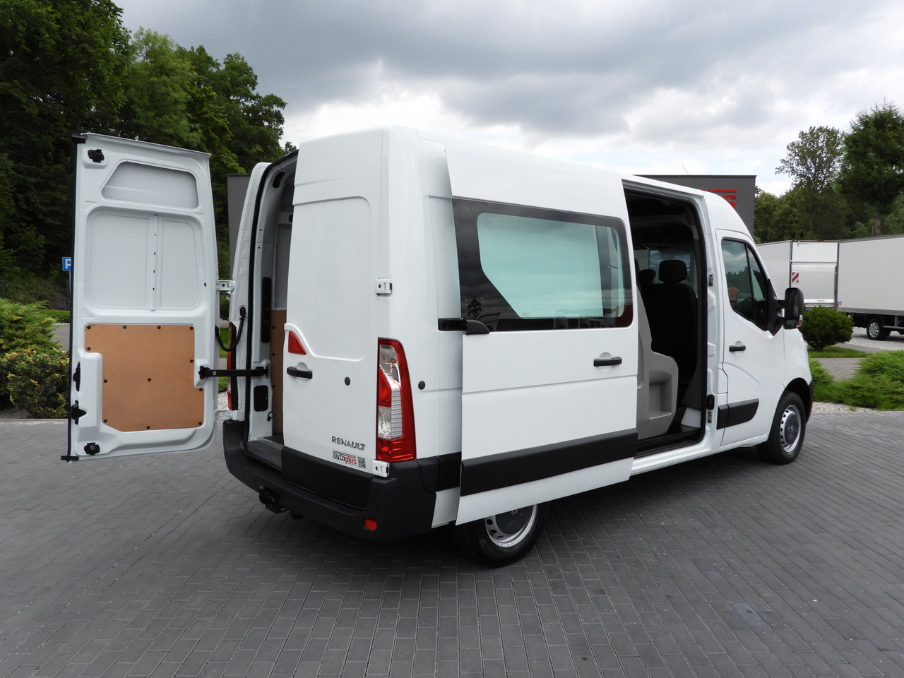RENAULT MASTER CRUISE CONTROL AIR CONDITIONING 110HP - Tarbesõiduk: pilt 3 RENAULT MASTER CRUISE CONTROL AIR CONDITIONING 110HP - Tarbesõiduk: pilt 3