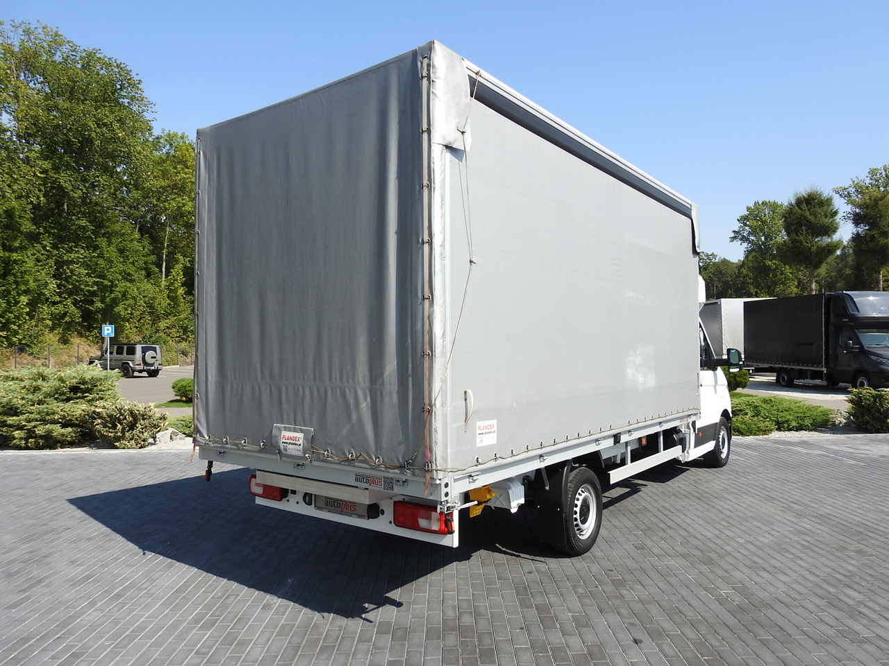 VOLKSWAGEN CRAFTER TARPAULIN 10 PALLETS WEBASTO CRUISE CONTROL AIR CONDITIONING LED LIGHTS 180HP - Tent tarbesõiduk: pilt 3 VOLKSWAGEN CRAFTER TARPAULIN 10 PALLETS WEBASTO CRUISE CONTROL AIR CONDITIONING LED LIGHTS 180HP - Tent tarbesõiduk: pilt 3