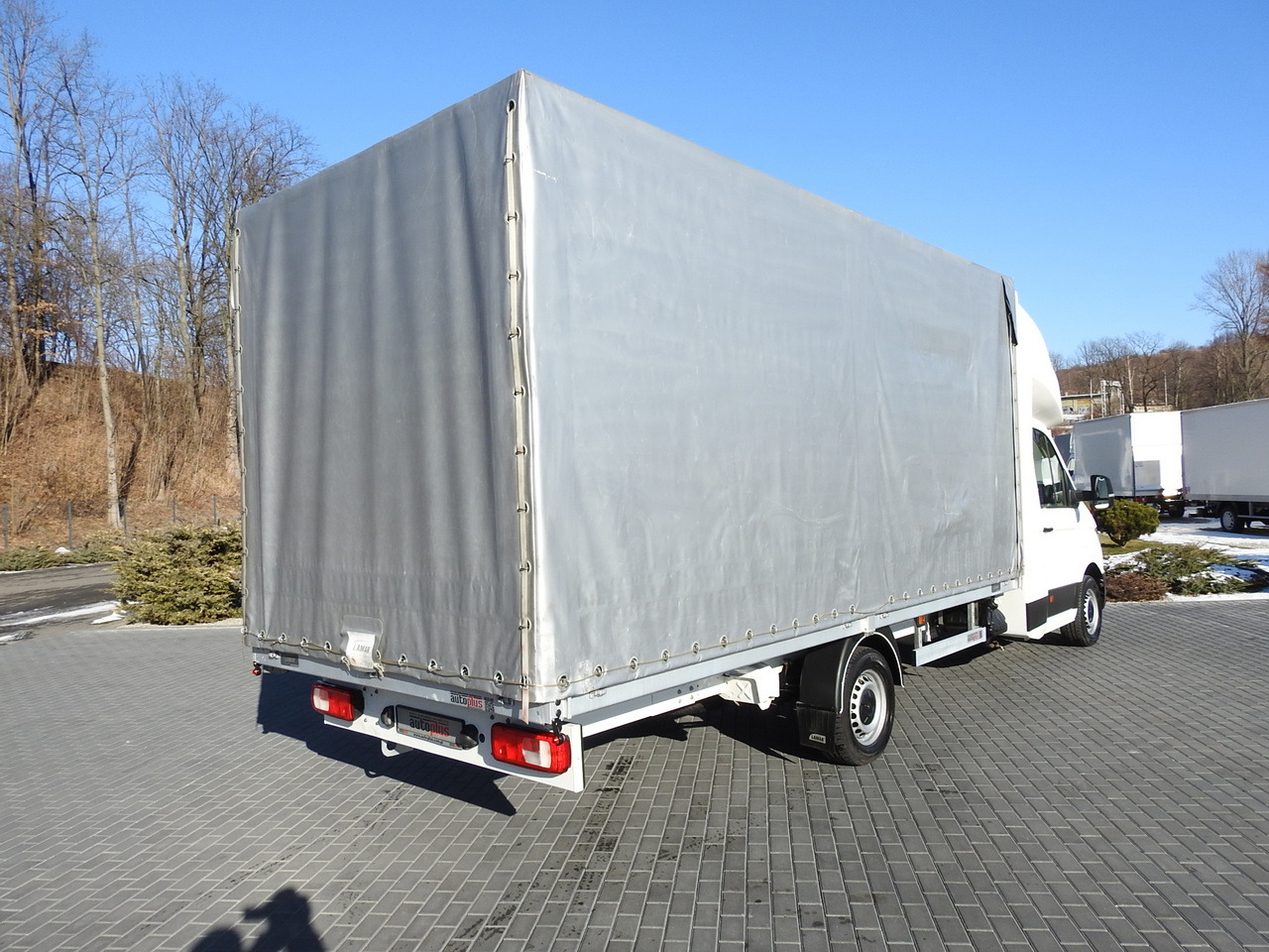 VOLKSWAGEN CRAFTER TARPAULIN 10 PALLETS WEBASTO CRUISE CONTROL AIR CONDITIONING LED LIGHTS PNEUMATICS 180HP - Tent tarbesõiduk: pilt 3 VOLKSWAGEN CRAFTER TARPAULIN 10 PALLETS WEBASTO CRUISE CONTROL AIR CONDITIONING LED LIGHTS PNEUMATICS 180HP - Tent tarbesõiduk: pilt 3