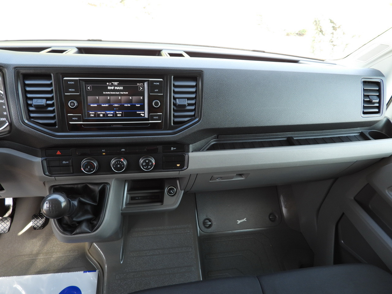 Tent tarbesõiduk VOLKSWAGEN CRAFTER TARPAULIN LIFT 8 PALLETS CRUISE CONTROL LED LIGHTS TWIN WHEELS AIR CONDITIONING 180HP: pilt 31 Tent tarbesõiduk VOLKSWAGEN CRAFTER TARPAULIN LIFT 8 PALLETS CRUISE CONTROL LED LIGHTS TWIN WHEELS AIR CONDITIONING 180HP: pilt 31