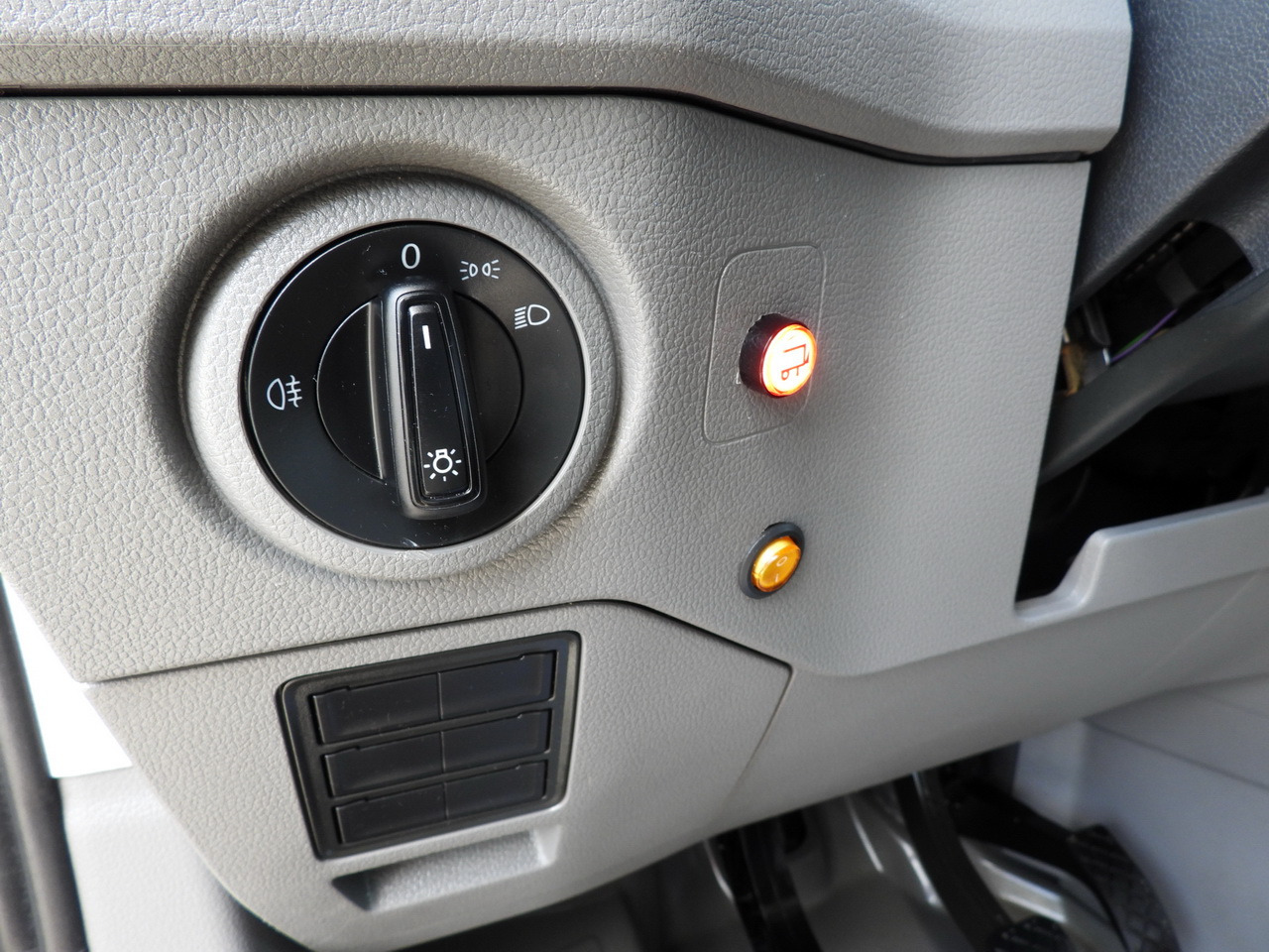 Tent tarbesõiduk VOLKSWAGEN CRAFTER TARPAULIN LIFT 8 PALLETS CRUISE CONTROL LED LIGHTS TWIN WHEELS AIR CONDITIONING 180HP: pilt 34 Tent tarbesõiduk VOLKSWAGEN CRAFTER TARPAULIN LIFT 8 PALLETS CRUISE CONTROL LED LIGHTS TWIN WHEELS AIR CONDITIONING 180HP: pilt 34