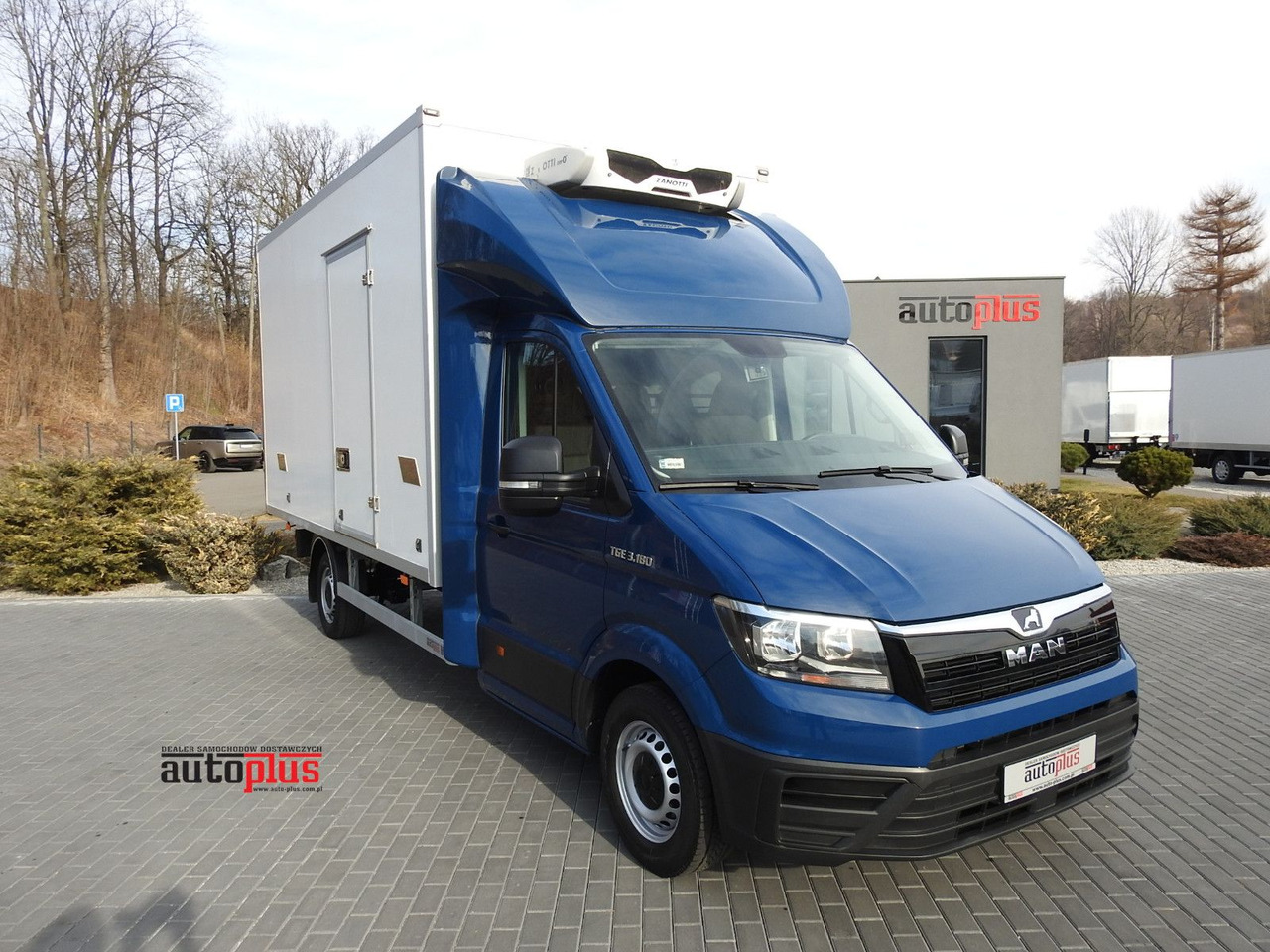 Volkswagen CRAFTER KÜHLKOFFER -5*C 8 PALETTEN HEIZFUNKTION - Tarbesõiduk külmik: pilt 1 Volkswagen CRAFTER KÜHLKOFFER -5*C 8 PALETTEN HEIZFUNKTION - Tarbesõiduk külmik: pilt 1