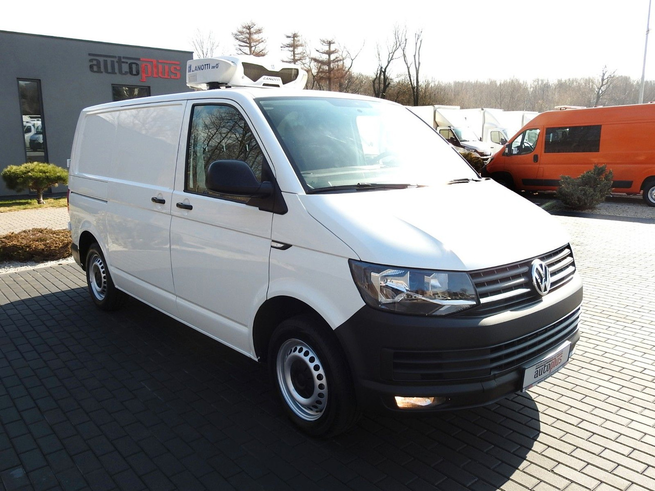 Volkswagen TRANSPORTER T6 KÜHLKASTENWAGEN 0*C TEMPOMAT - Tarbesõiduk külmik: pilt 4 Volkswagen TRANSPORTER T6 KÜHLKASTENWAGEN 0*C TEMPOMAT - Tarbesõiduk külmik: pilt 4