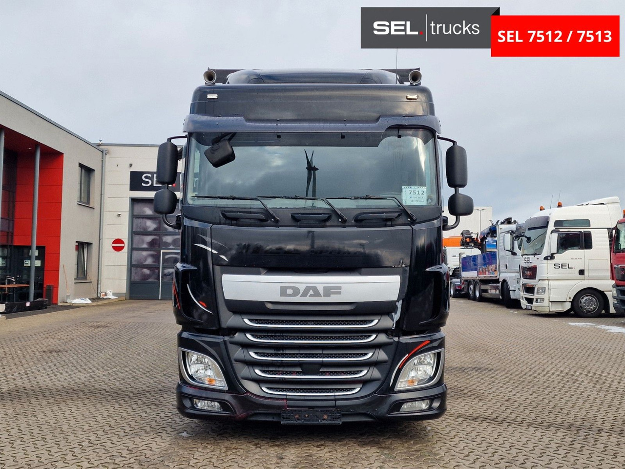 DAF XF 460 FAR / ZF Intarder / Durchladezug - Tent veoauto: pilt 2 DAF XF 460 FAR / ZF Intarder / Durchladezug - Tent veoauto: pilt 2