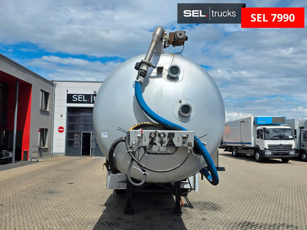 Eurotank STN27 - Tsistern poolhaagis: pilt 2 Eurotank STN27 - Tsistern poolhaagis: pilt 2