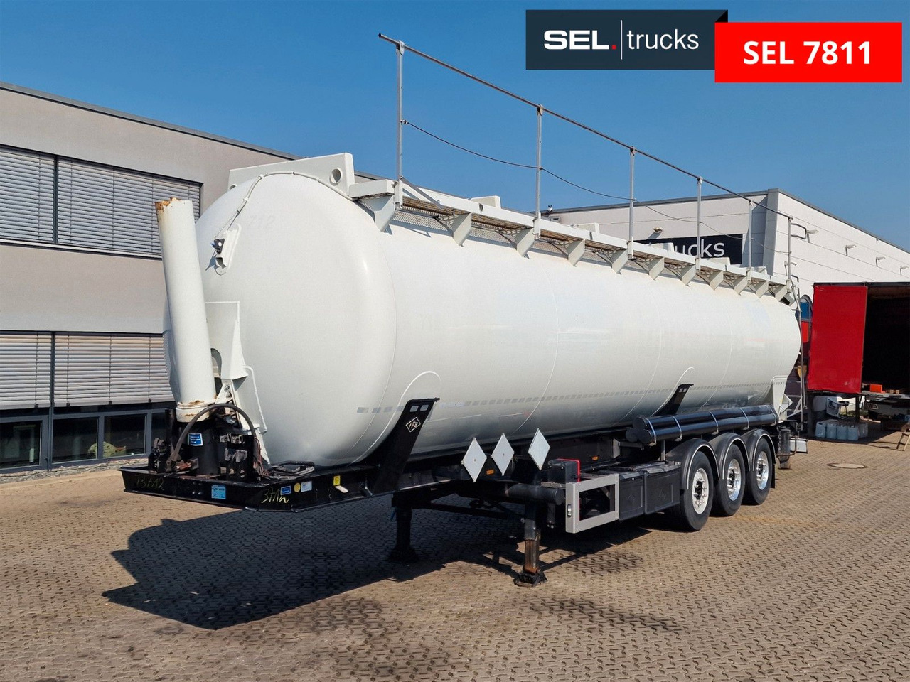 Feldbinder KIP 60/7300/A/2 / 60.000 l / Kippsilo - Silo poolhaagis: pilt 1 Feldbinder KIP 60/7300/A/2 / 60.000 l / Kippsilo - Silo poolhaagis: pilt 1