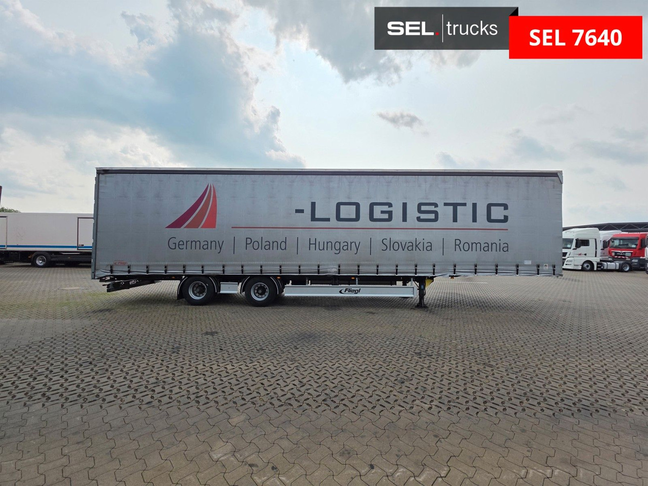 Fliegl SZS320 / Hubdach / EDSCHA / Mega - Tentpoolhaagis: pilt 4 Fliegl SZS320 / Hubdach / EDSCHA / Mega - Tentpoolhaagis: pilt 4