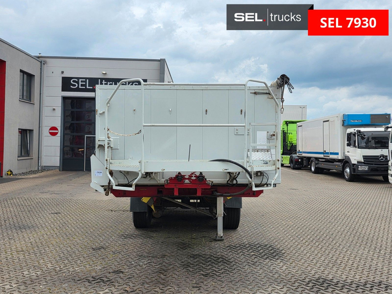 Kempf SK35/3 / 2 Seiten Kipper / Pendelplappe rechts ! - Kallur-poolhaagis: pilt 3 Kempf SK35/3 / 2 Seiten Kipper / Pendelplappe rechts ! - Kallur-poolhaagis: pilt 3