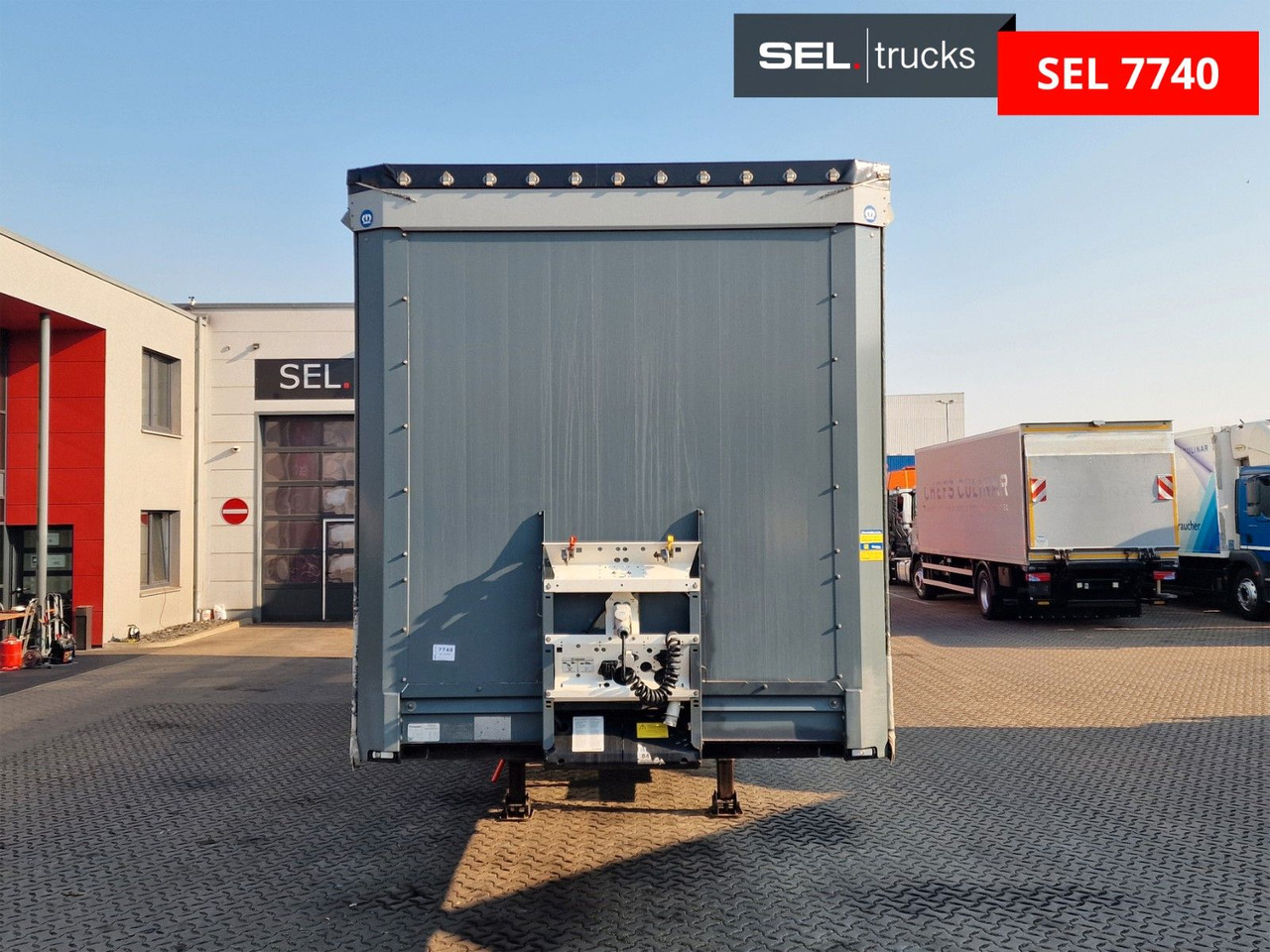 Krone SD / Ladebordwand / Lenkachse / Liftachse - Tentpoolhaagis: pilt 3 Krone SD / Ladebordwand / Lenkachse / Liftachse - Tentpoolhaagis: pilt 3