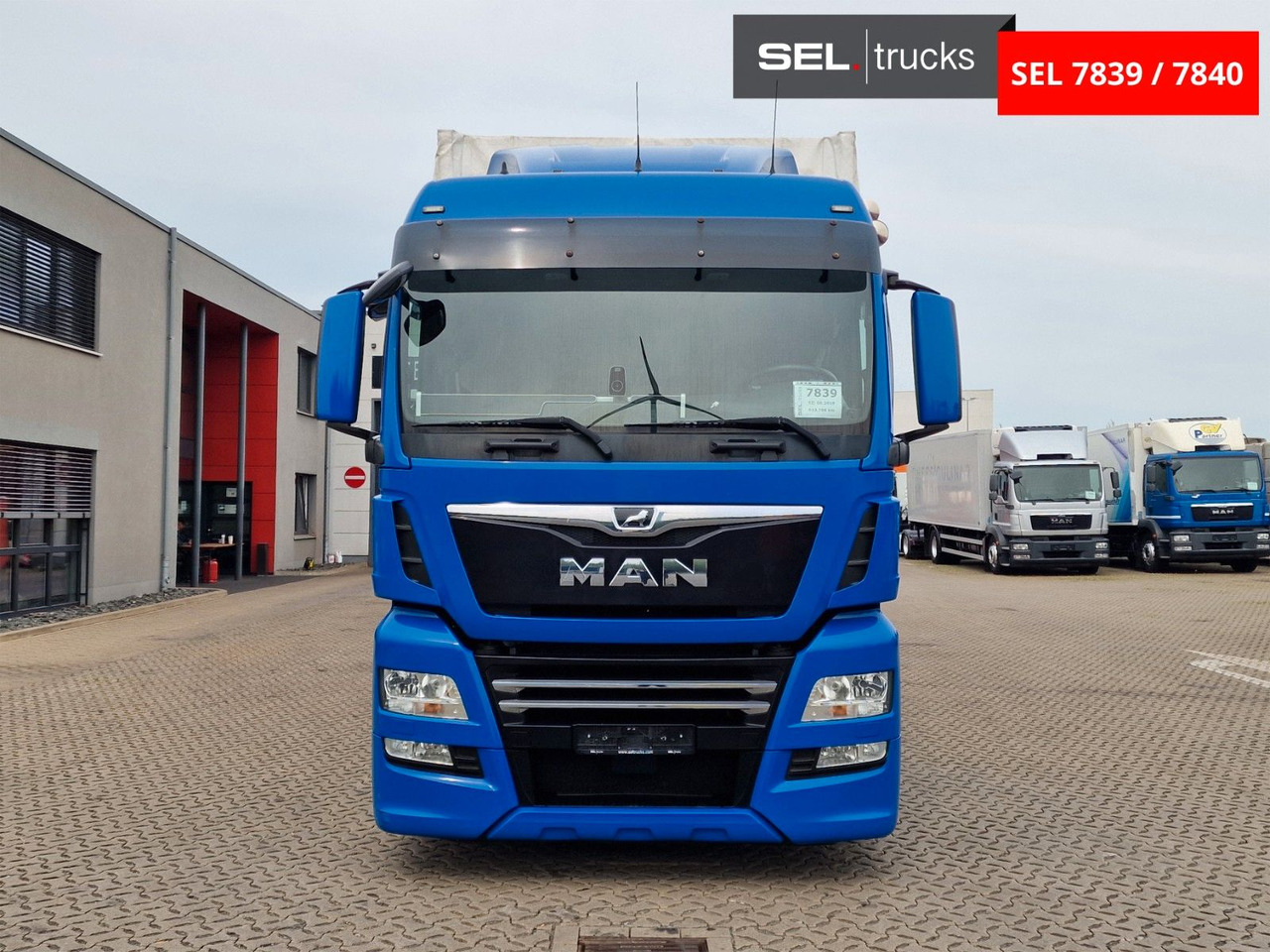MAN TGX 18.500 4x2 LL-U /Intarder/Druchlade/Hubdach - Tent veoauto: pilt 2 MAN TGX 18.500 4x2 LL-U /Intarder/Druchlade/Hubdach - Tent veoauto: pilt 2