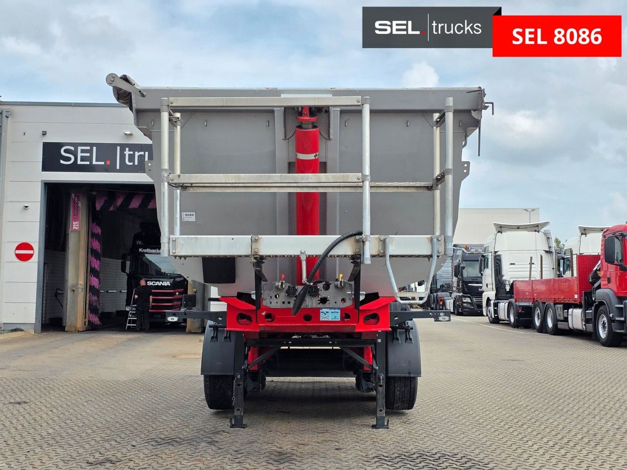 Meiller KISA3 / Alu-Felgen / Liftachse - Kallur-poolhaagis: pilt 2 Meiller KISA3 / Alu-Felgen / Liftachse - Kallur-poolhaagis: pilt 2