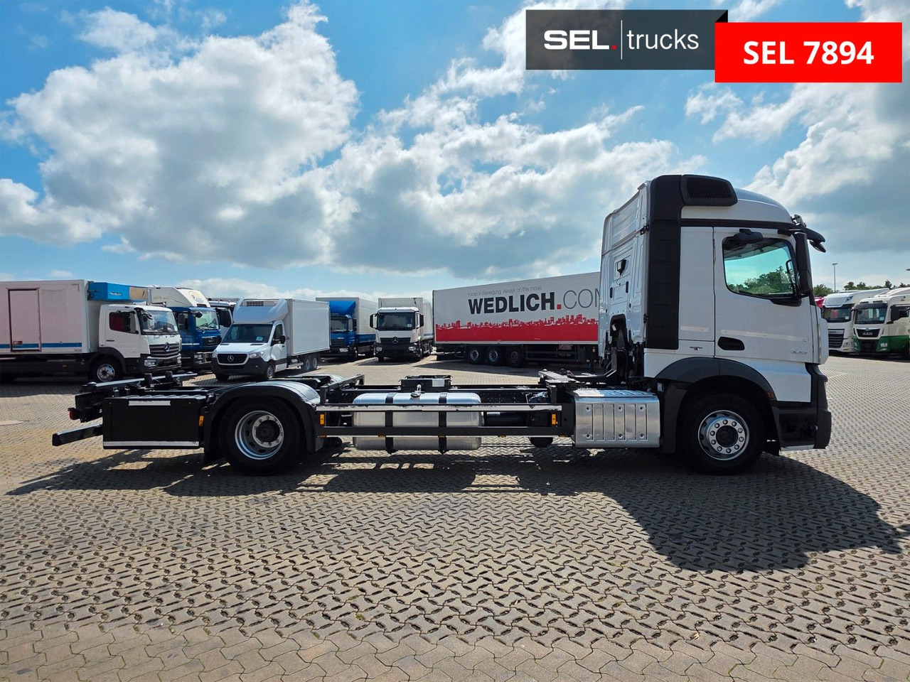 Mercedes-Benz Actros 1842 / Standklimaanlage - Konteinerveduk/ Tõstukiga veoauto: pilt 4 Mercedes-Benz Actros 1842 / Standklimaanlage - Konteinerveduk/ Tõstukiga veoauto: pilt 4