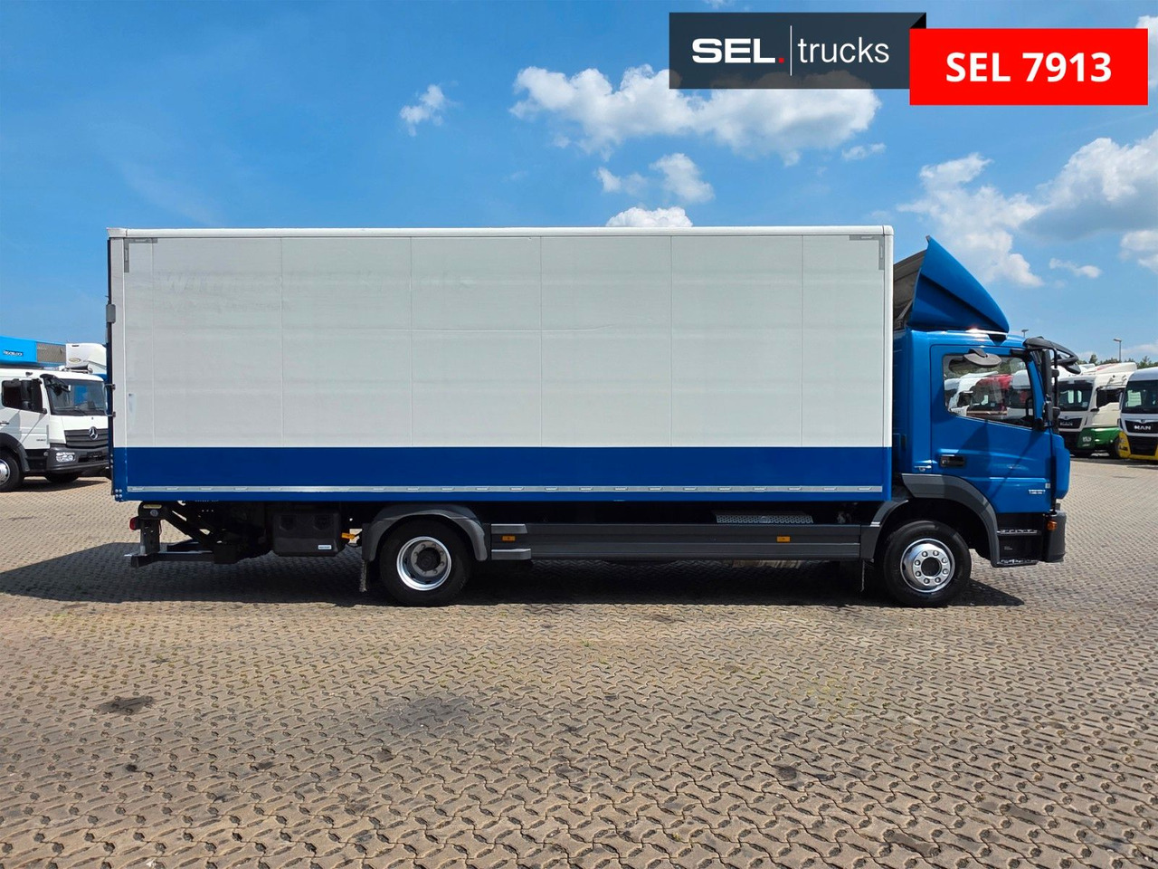 Mercedes-Benz Atego 1221 / Ladebordwand - Kasti veoauto: pilt 4 Mercedes-Benz Atego 1221 / Ladebordwand - Kasti veoauto: pilt 4