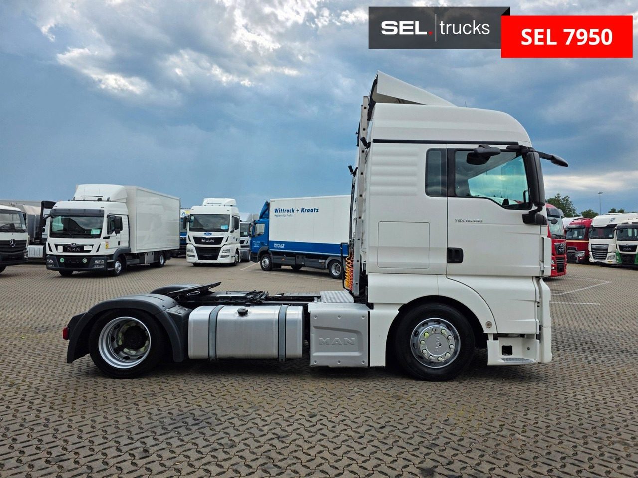 MAN TGX 18.400 4X2 LLS-U / ZF Intarder / Hubkupplung - Sadulveok: pilt 4 MAN TGX 18.400 4X2 LLS-U / ZF Intarder / Hubkupplung - Sadulveok: pilt 4