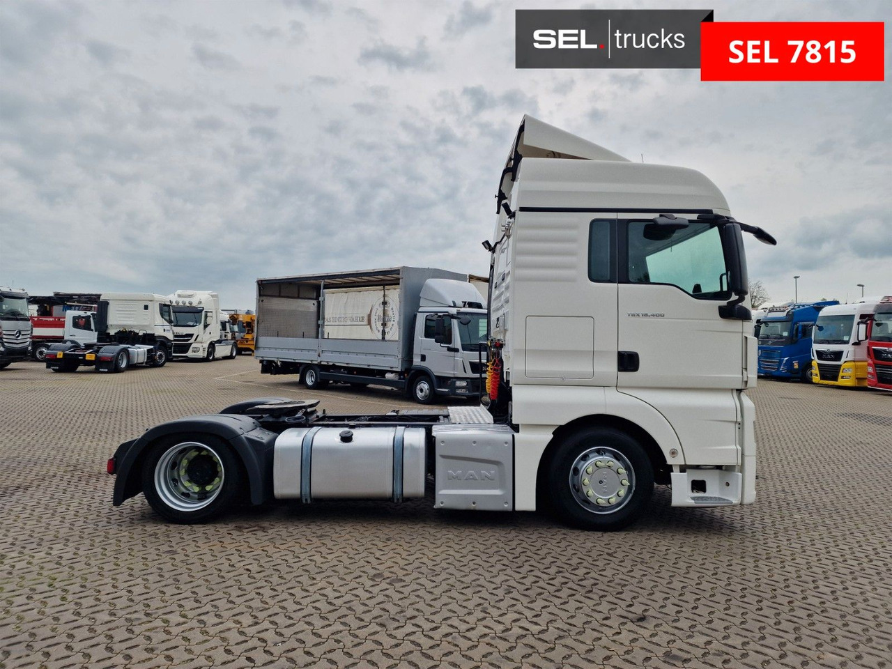MAN TGX 18.400 4X2 LLS-U / ZF Intarder / LOW KM !!! - Sadulveok: pilt 4 MAN TGX 18.400 4X2 LLS-U / ZF Intarder / LOW KM !!! - Sadulveok: pilt 4