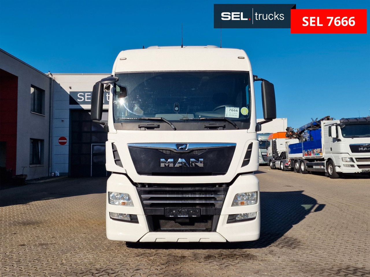 MAN TGX 18.460 4X2 LLS-U / Retarder / 2 Tanks - Sadulveok: pilt 2 MAN TGX 18.460 4X2 LLS-U / Retarder / 2 Tanks - Sadulveok: pilt 2