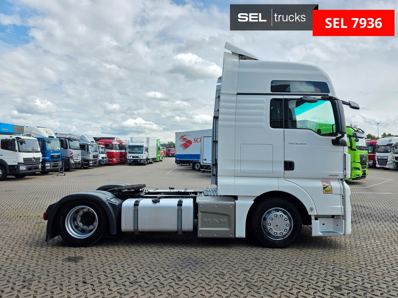 MAN TGX 18.500 4X2 LLS-U / Retarder / ADR AT - Sadulveok: pilt 4 MAN TGX 18.500 4X2 LLS-U / Retarder / ADR AT - Sadulveok: pilt 4