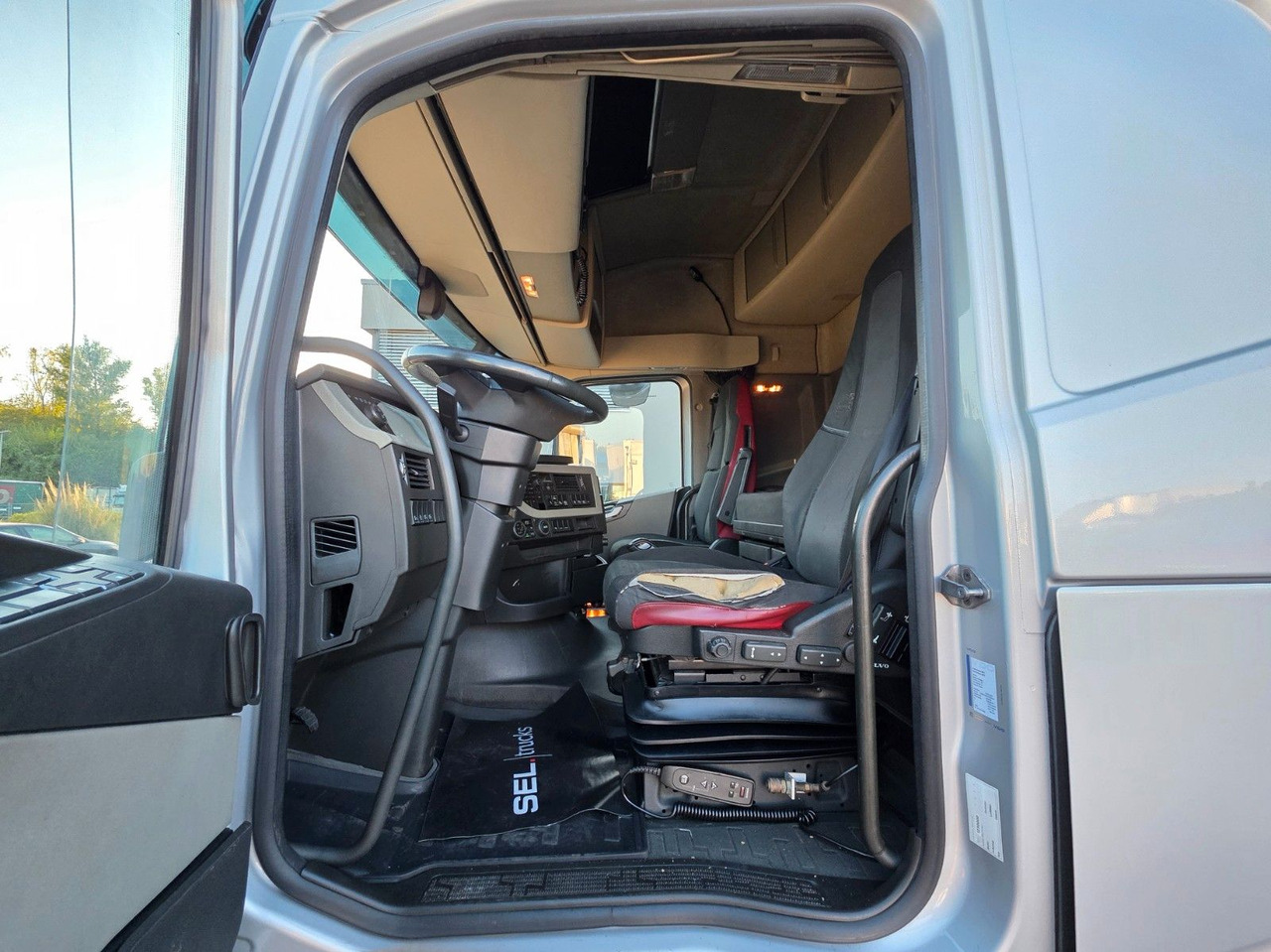 Sadulveok Volvo FH 460 / Nebenabtrieb / Standklimaanlage: pilt 16