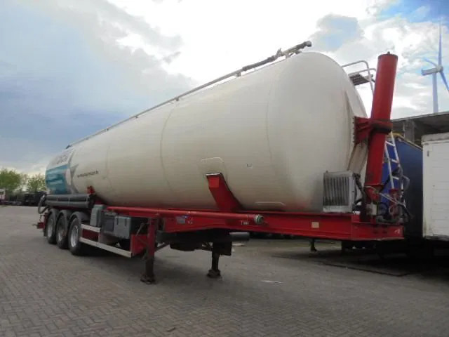 Benalu GRUPO GARVIVES SAL 60000L - Tsistern poolhaagis: pilt 2 Benalu GRUPO GARVIVES SAL 60000L - Tsistern poolhaagis: pilt 2
