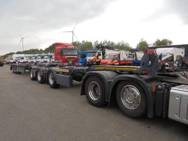 D-Tec DOLLY + TRAILER LZV - Konteinerveduk/ Tõstukiga poolhaagis: pilt 2 D-Tec DOLLY + TRAILER LZV - Konteinerveduk/ Tõstukiga poolhaagis: pilt 2